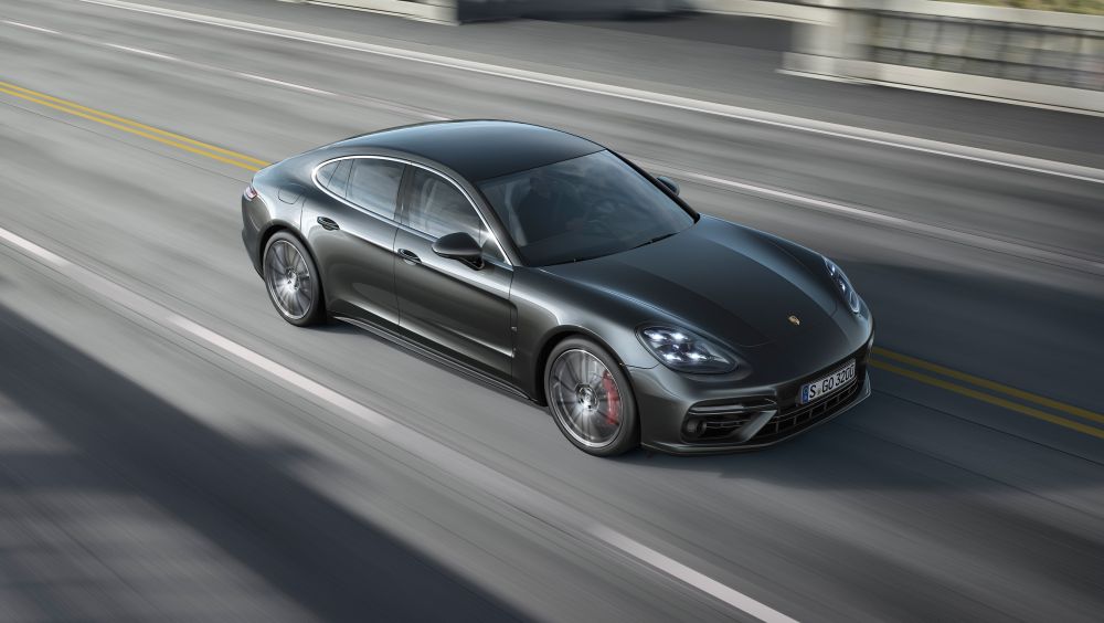 7 доста бързи коли, които новото Porsche Panamera Turbo победи на Нюрбургринг